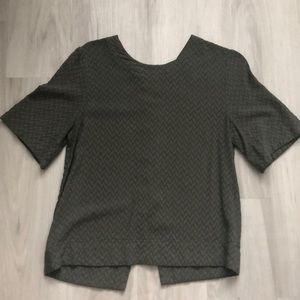 Short sleeve green top with laced back
